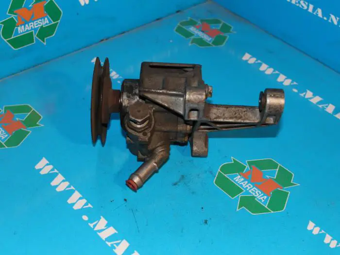 Power steering pump Ford Galaxy