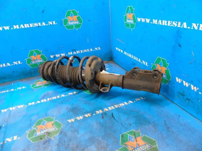 Front shock absorber rod, right Opel Astra