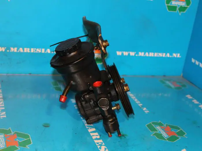 Power steering pump Toyota Corolla