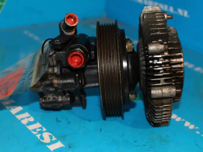 Power steering pump Toyota Previa