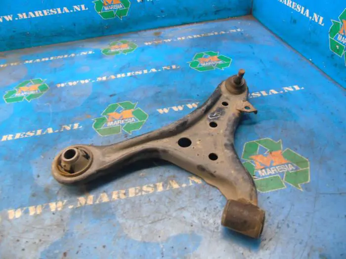 Front lower wishbone, right Toyota IQ