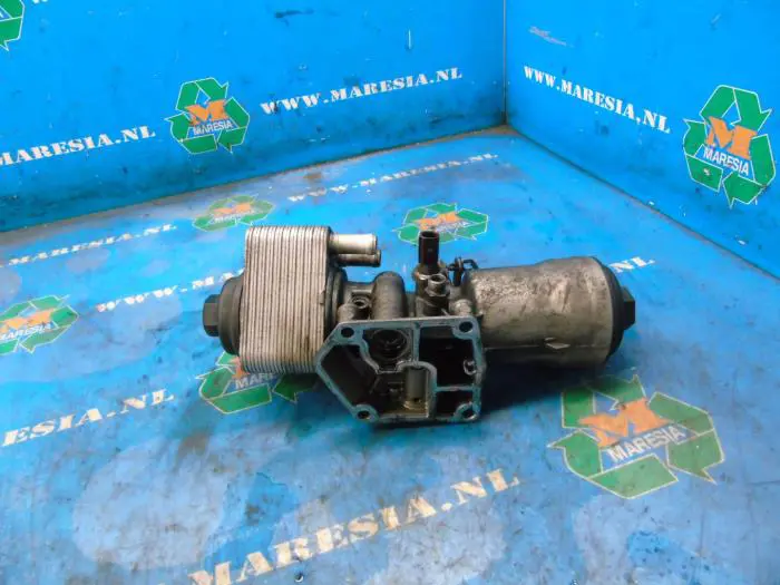 Oil filter housing Skoda Superb