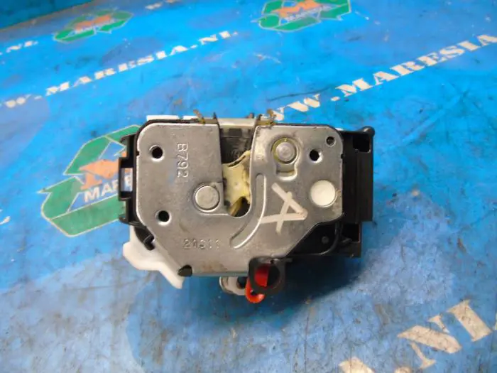 Minibus/van rear door lock mechanism Fiat Doblo