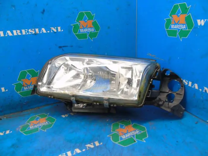 Koplamp links Volvo S80