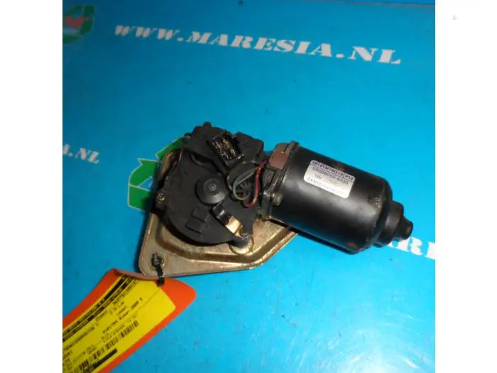 Front wiper motor Suzuki Alto