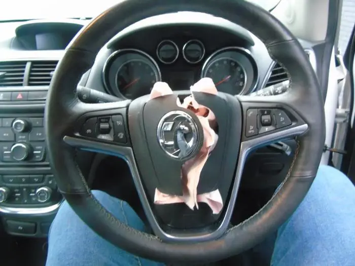 Steering wheel Opel Mokka