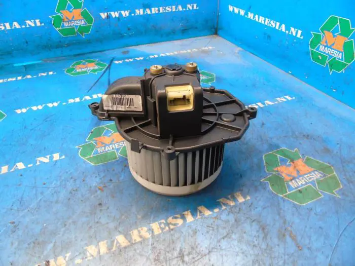 Heating and ventilation fan motor Peugeot Partner