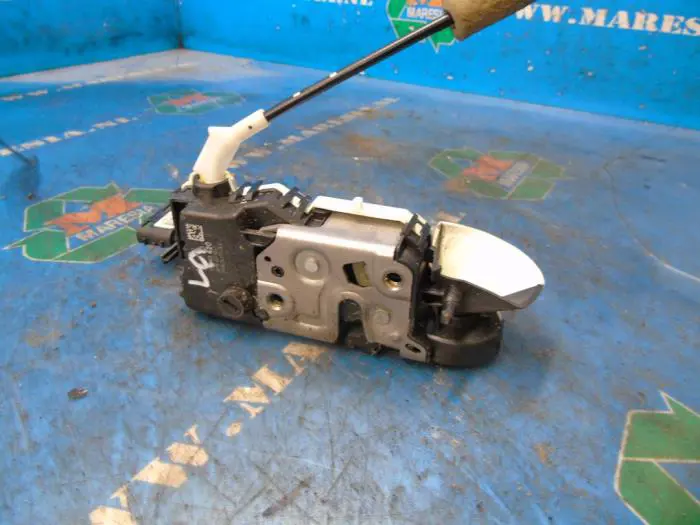 Minibus/van rear door lock mechanism Peugeot Partner