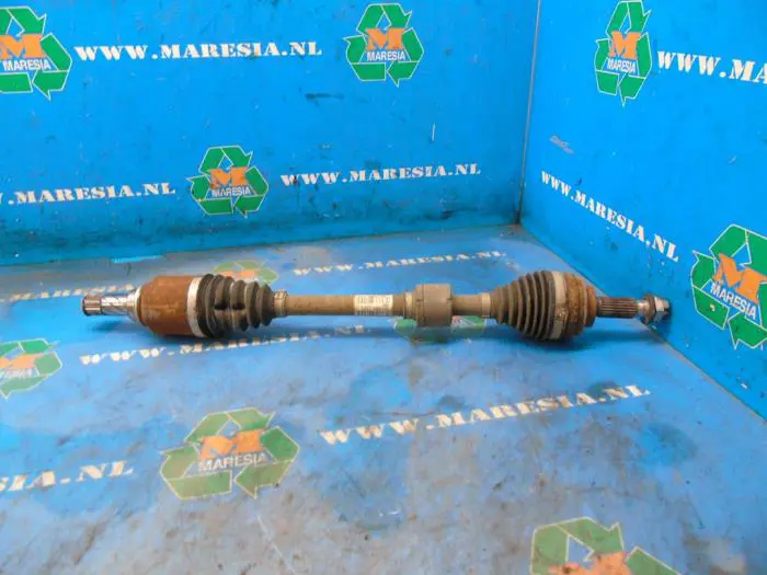 Front drive shaft, left Renault Clio