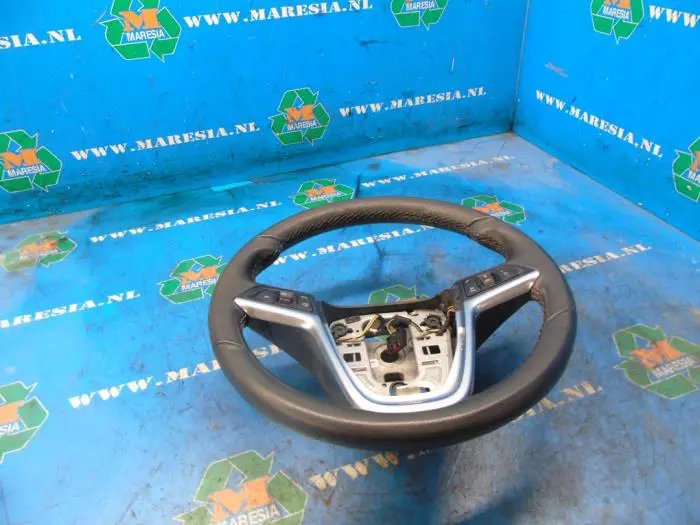 Steering wheel Opel Mokka