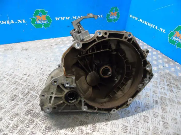 Gearbox Opel Agila