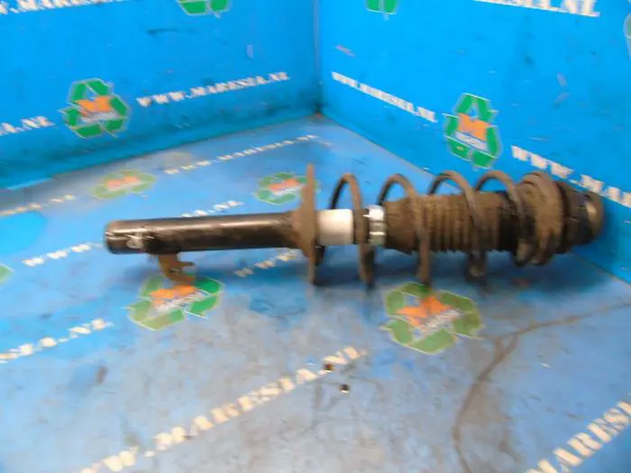 Front shock absorber rod, right Toyota Aygo