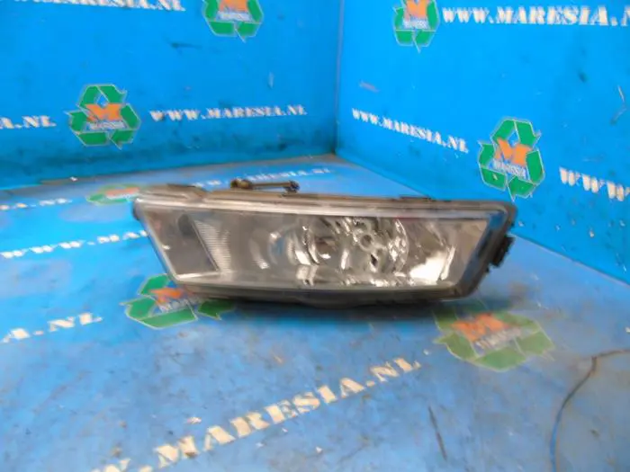 Fog light, front left Skoda Rapid