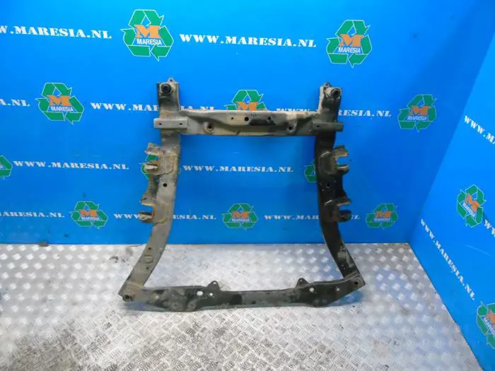 Subframe Dacia Duster