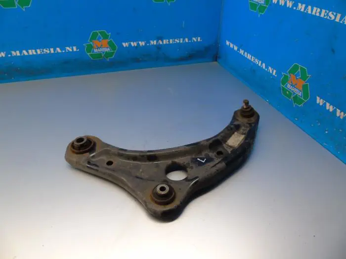 Front lower wishbone, left Nissan Micra