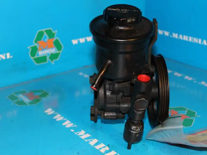 Power steering pump Toyota Corolla