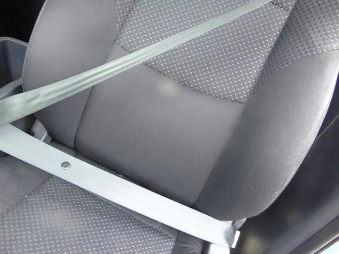 Front seatbelt, left Hyundai I30