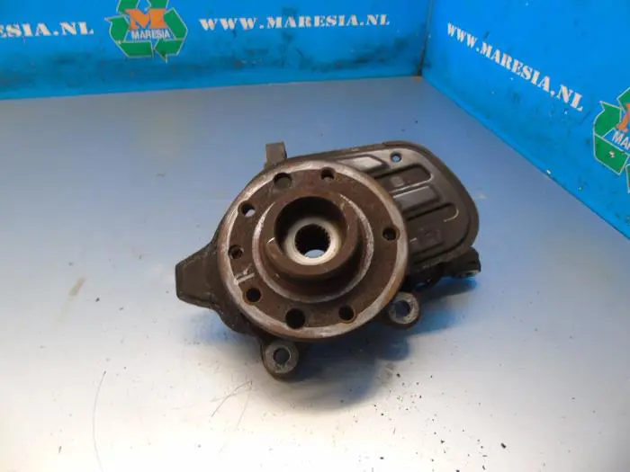 Knuckle, front right Opel Meriva