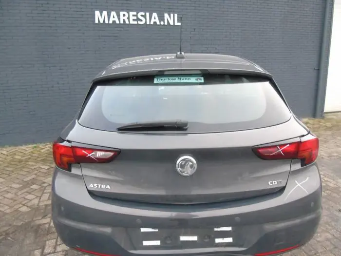 Tailgate Opel Astra