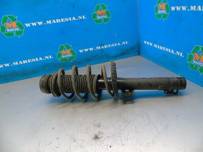 Front shock absorber rod, right Skoda Fabia