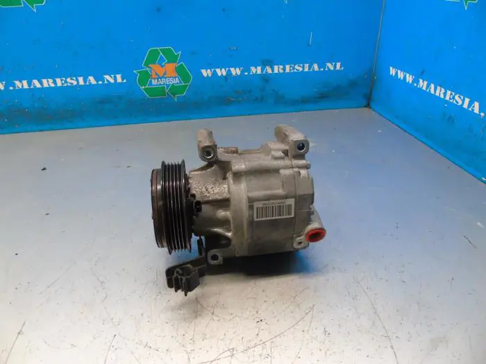 Air conditioning pump Ford KA