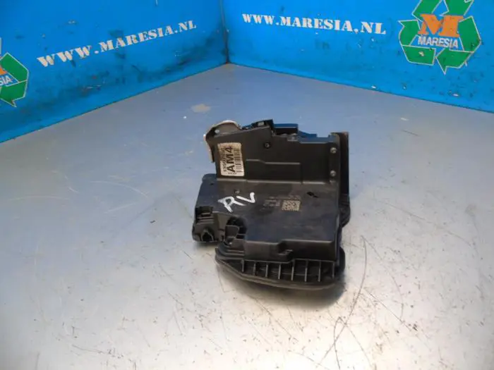 Front door lock mechanism 4-door, right Opel Astra