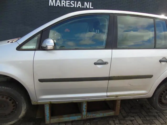 Door 4-door, front left Volkswagen Touran