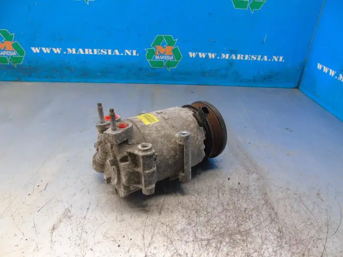 Air conditioning pump Ford B-Max