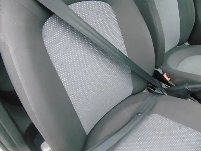 Front seatbelt, right Fiat Punto