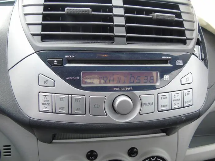 Radio CD Speler Nissan Pixo