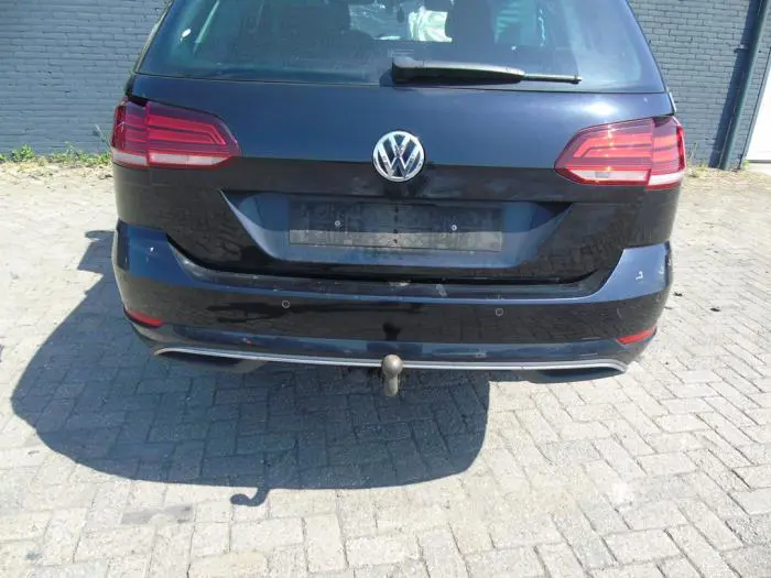 Trekhaak Volkswagen Golf