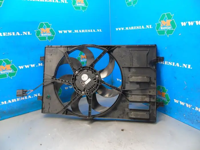 Cooling fans Volkswagen Golf