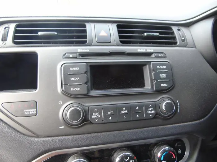 Radio CD Speler Kia Rio