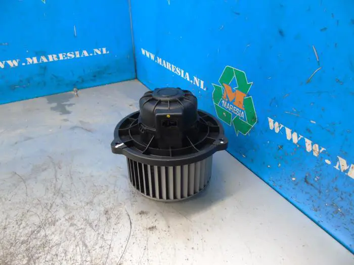 Heating and ventilation fan motor Kia Rio