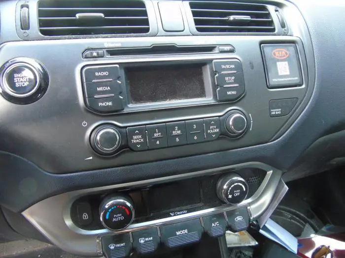 Radio CD Speler Kia Rio