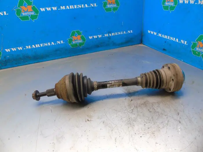 Front drive shaft, left Volkswagen Tiguan