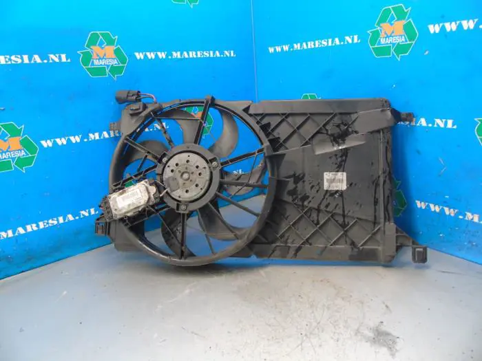 Cooling fans Ford Focus