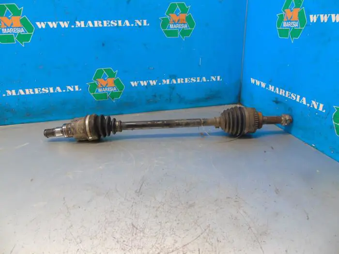 Front drive shaft, left Suzuki Alto