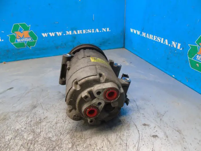 Air conditioning pump Ford Focus