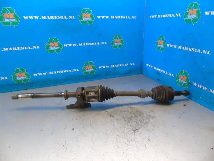 Front drive shaft, right Toyota Rav-4