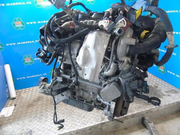 Motor Peugeot 208