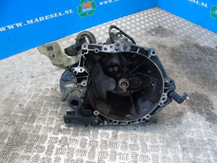 Gearbox Peugeot 208