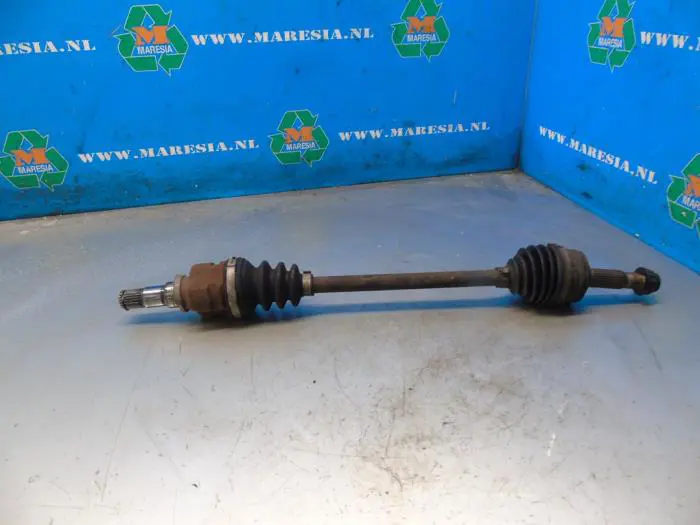 Front drive shaft, left Peugeot 107