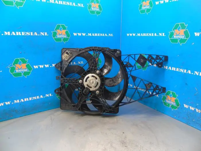 Cooling fans Fiat Punto