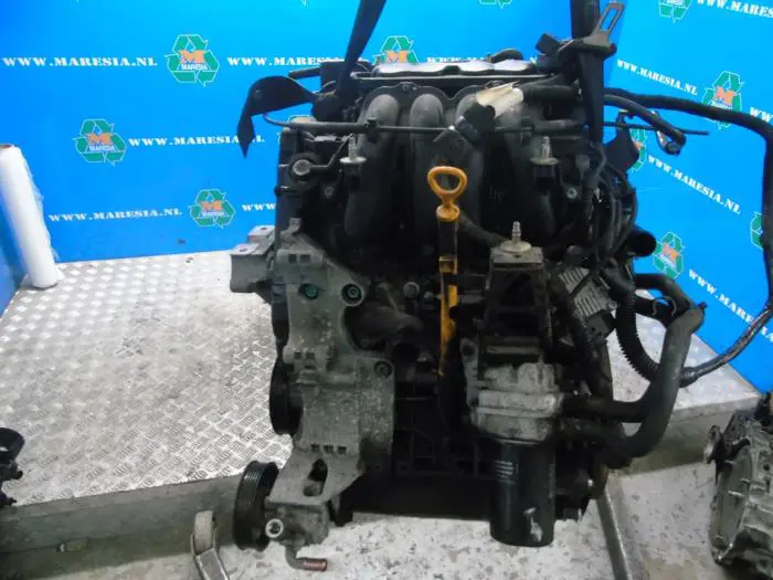 Motor Volkswagen Golf