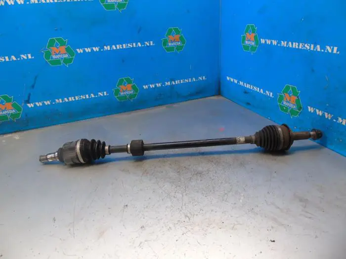 Front drive shaft, right Toyota Yaris