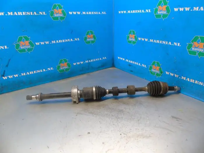 Front drive shaft, right Suzuki Swift