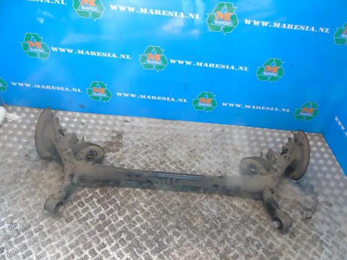 Rear-wheel drive axle Toyota Yaris