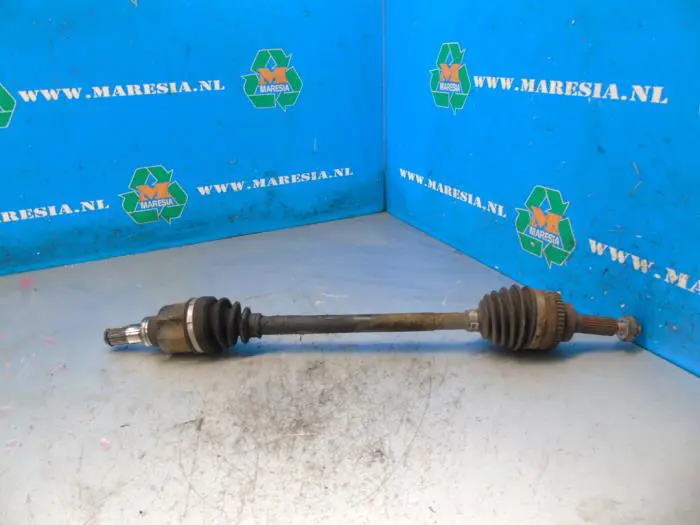 Front drive shaft, left Suzuki Alto