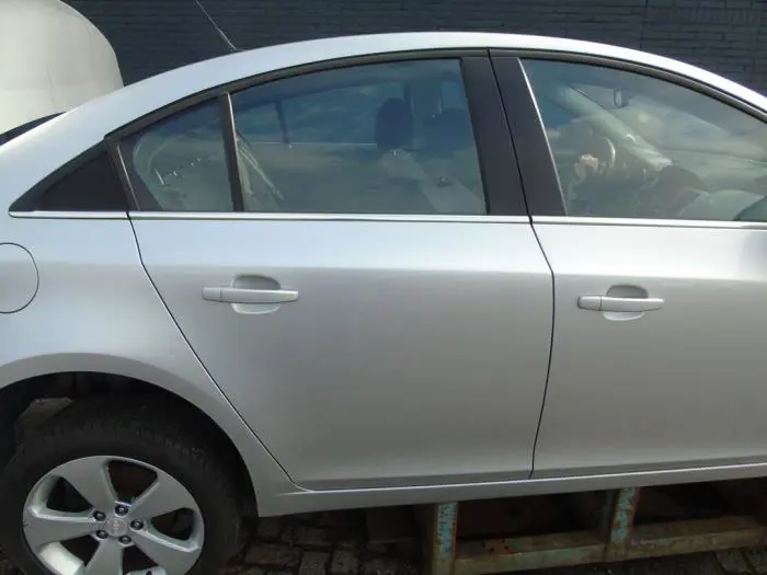 Rear door 4-door, right Chevrolet Cruze